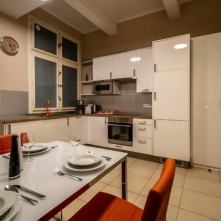 Design By Ruterra Apartmán